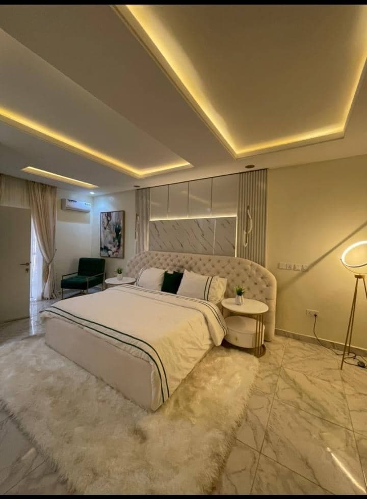 Kada Emerald 1-Bedroom Apartment with Office Space - Image 5