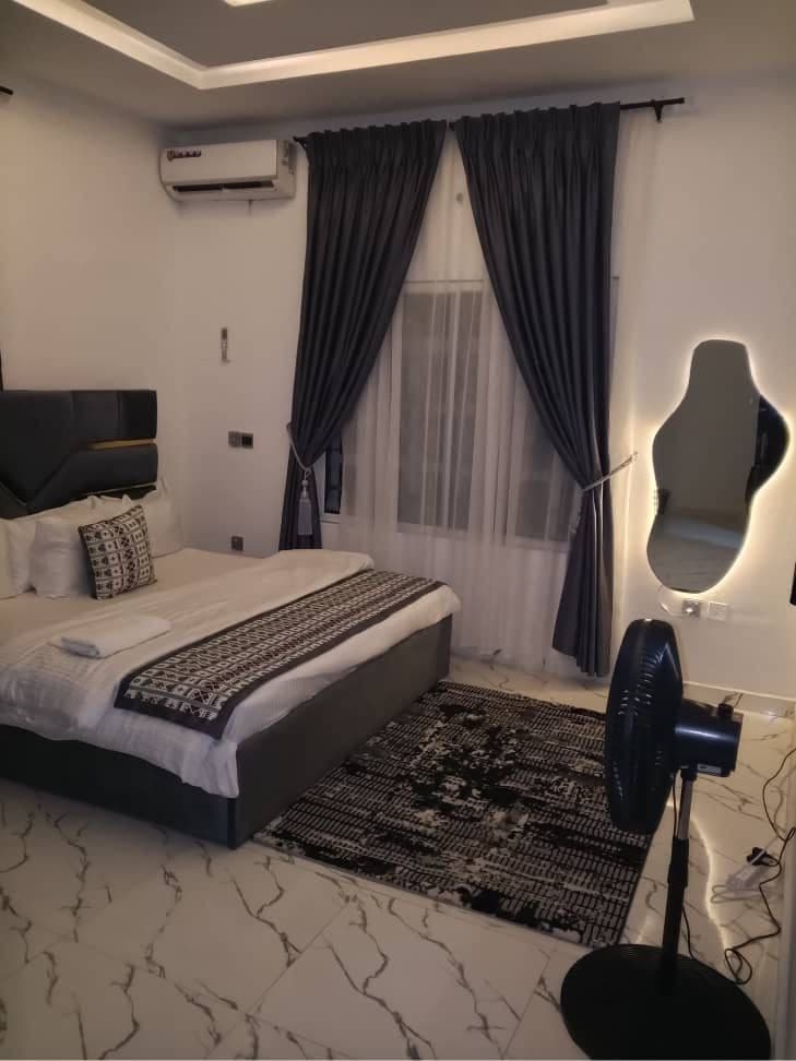 Ireland Studio Apartment - Image 2