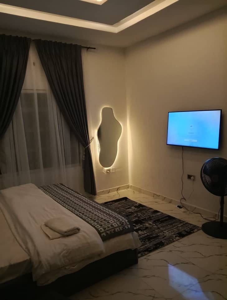 Ireland Studio Apartment - Image 3