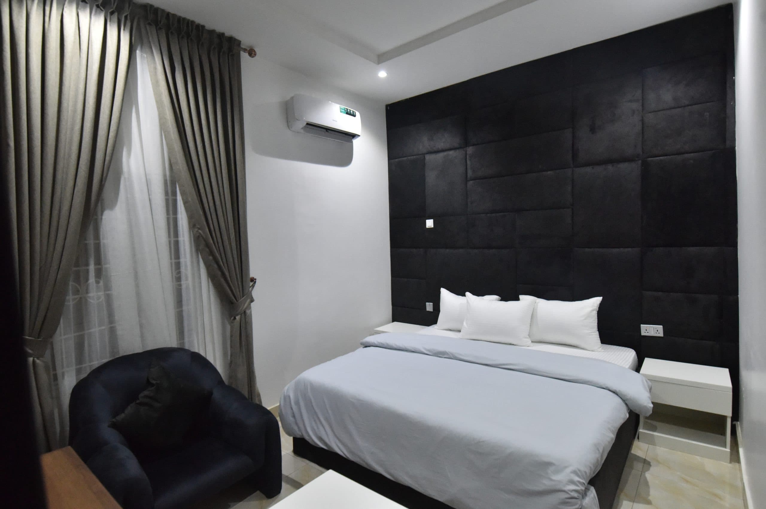 Deluxe C 2-Bedroom Apartment - Image 5
