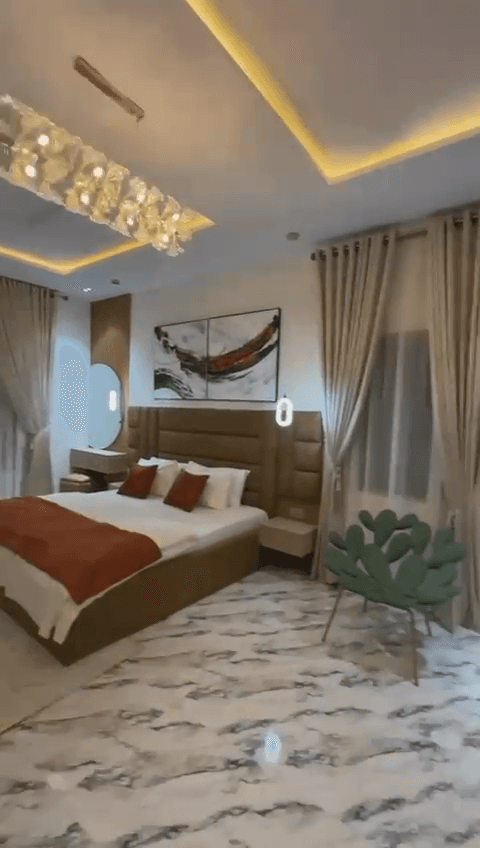 The Opal Grande - Luxe 4-Bedroom Poolside Residence - Image 2