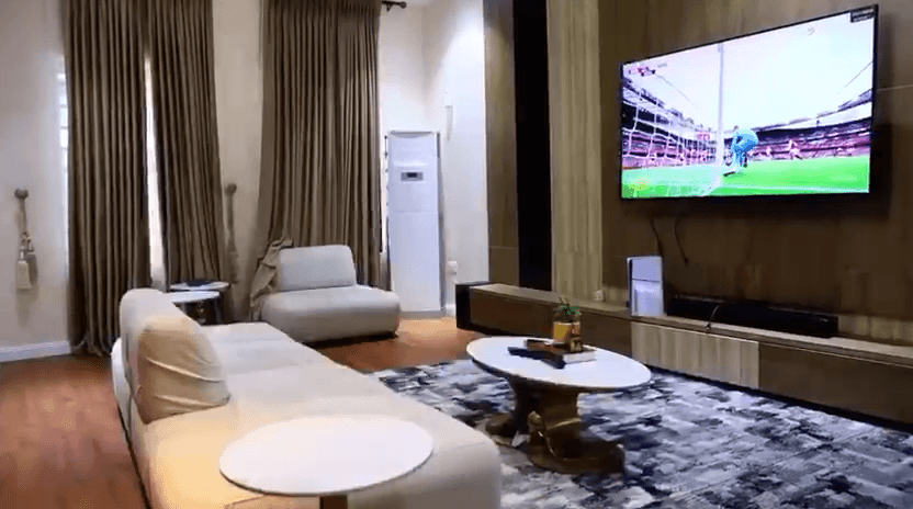 The Aurelia House - Elegant 4-Bedroom Luxury Escape