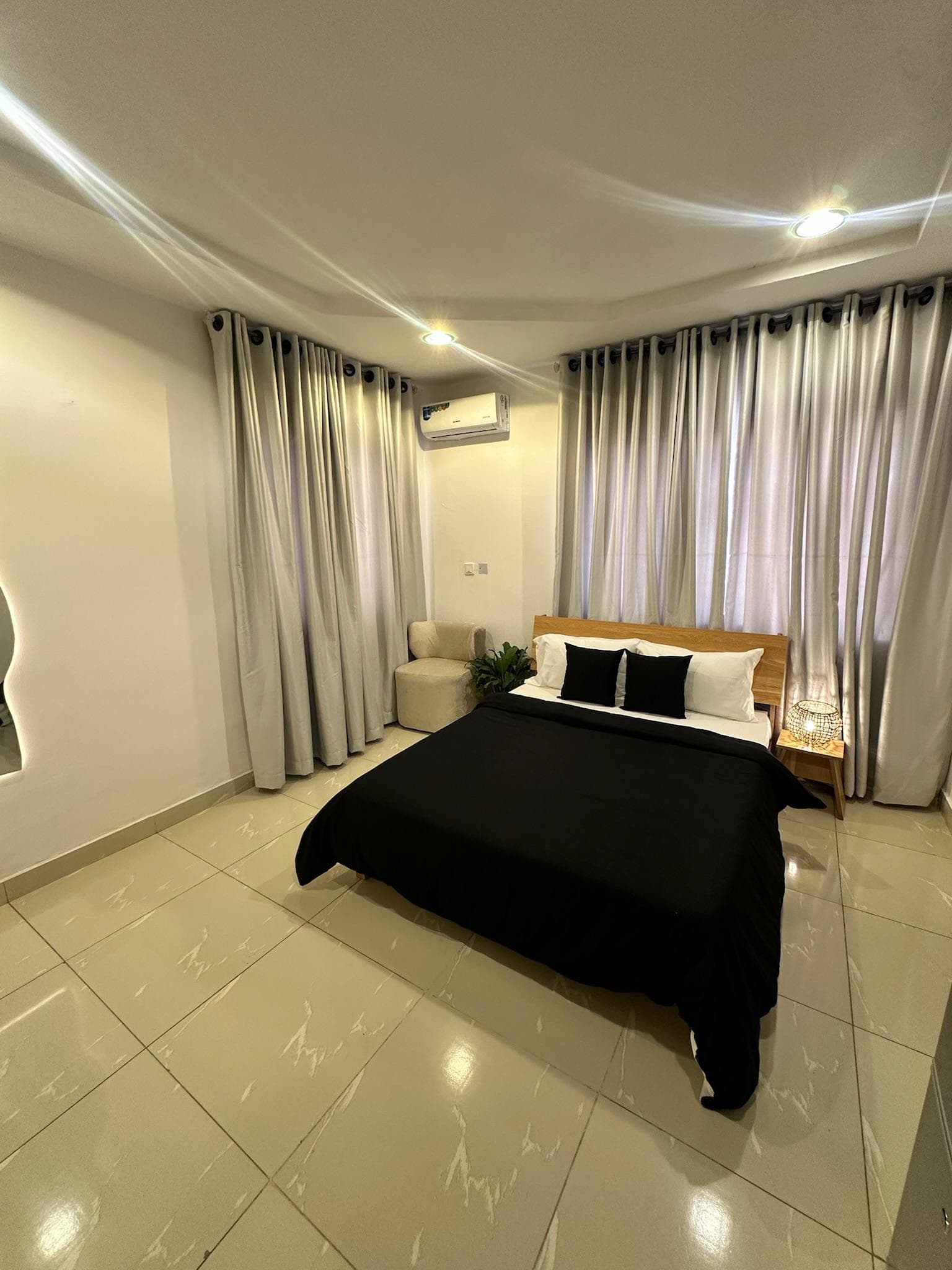 Amara Jahi Studio Apartment - Image 5