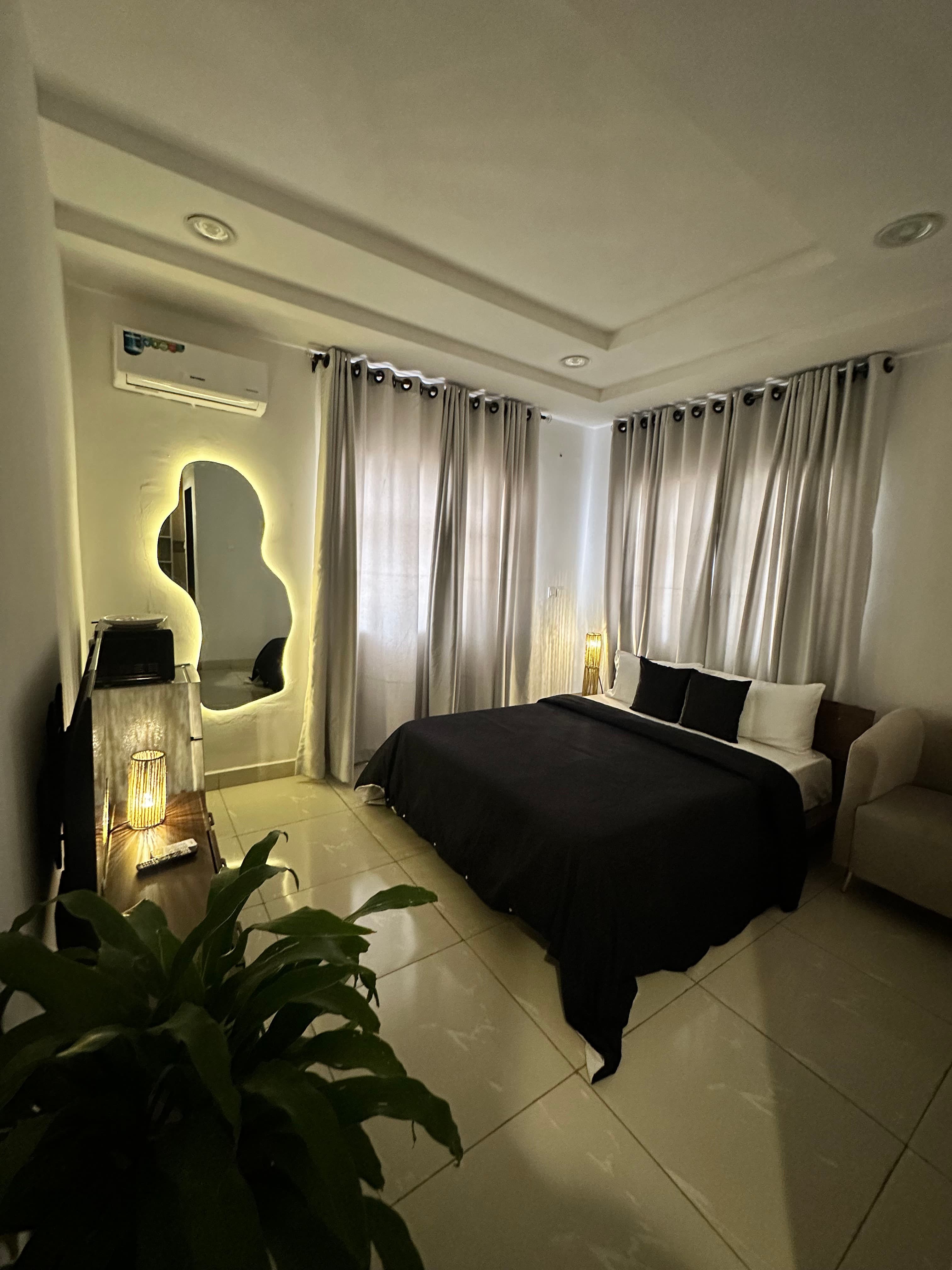 Amina Jahi Studio Apartment