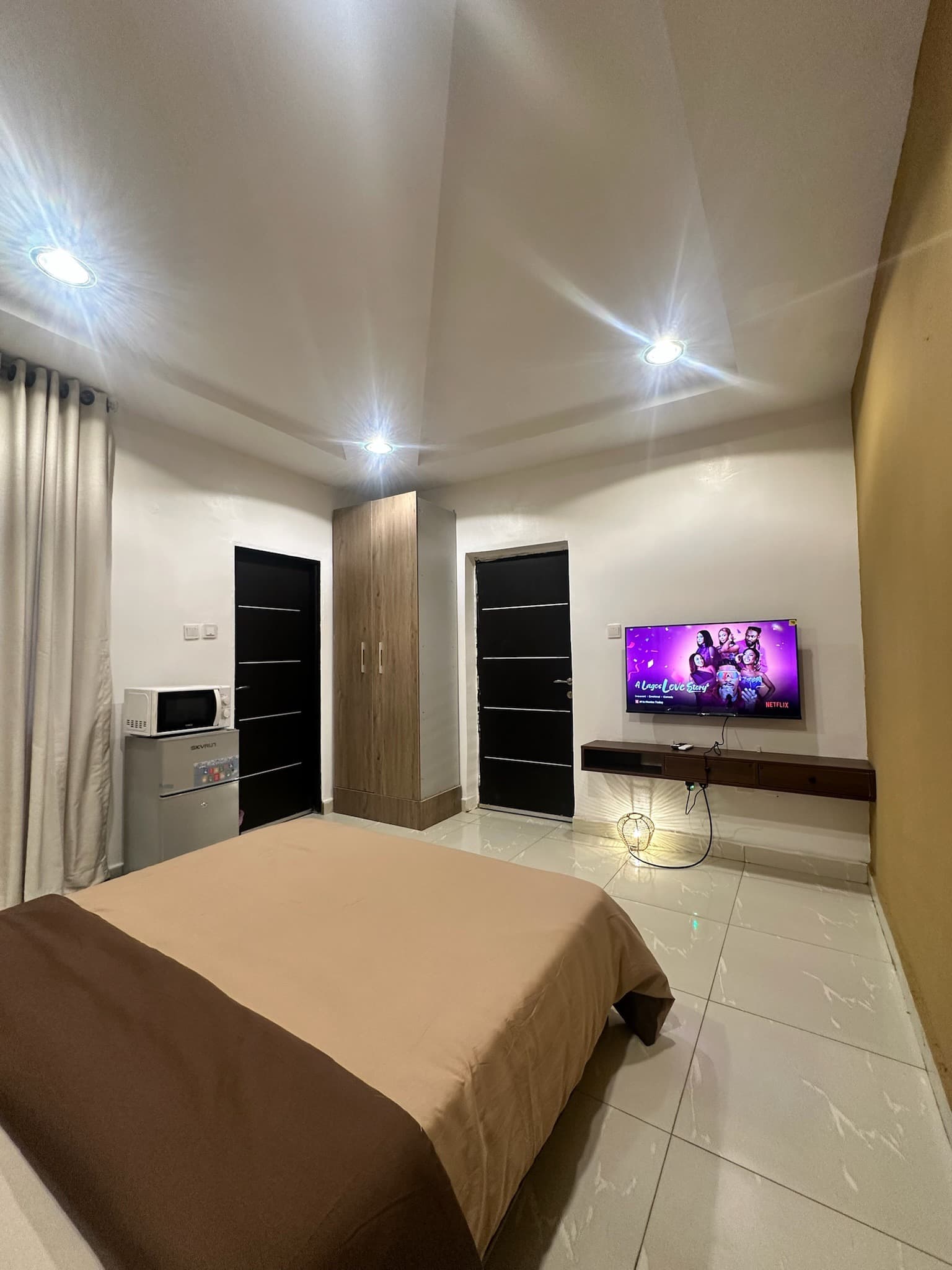 Moreni Jahi Studio Apartment - Image 3