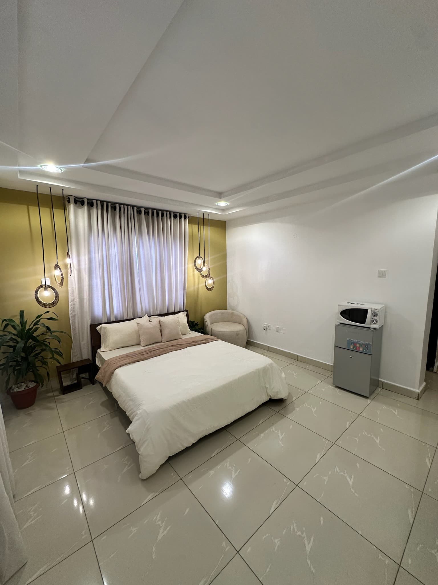 Somkele Jahi Studio Apartment - Image 4
