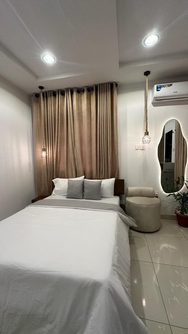 Yamna Jahi Studio Apartment - Image 4
