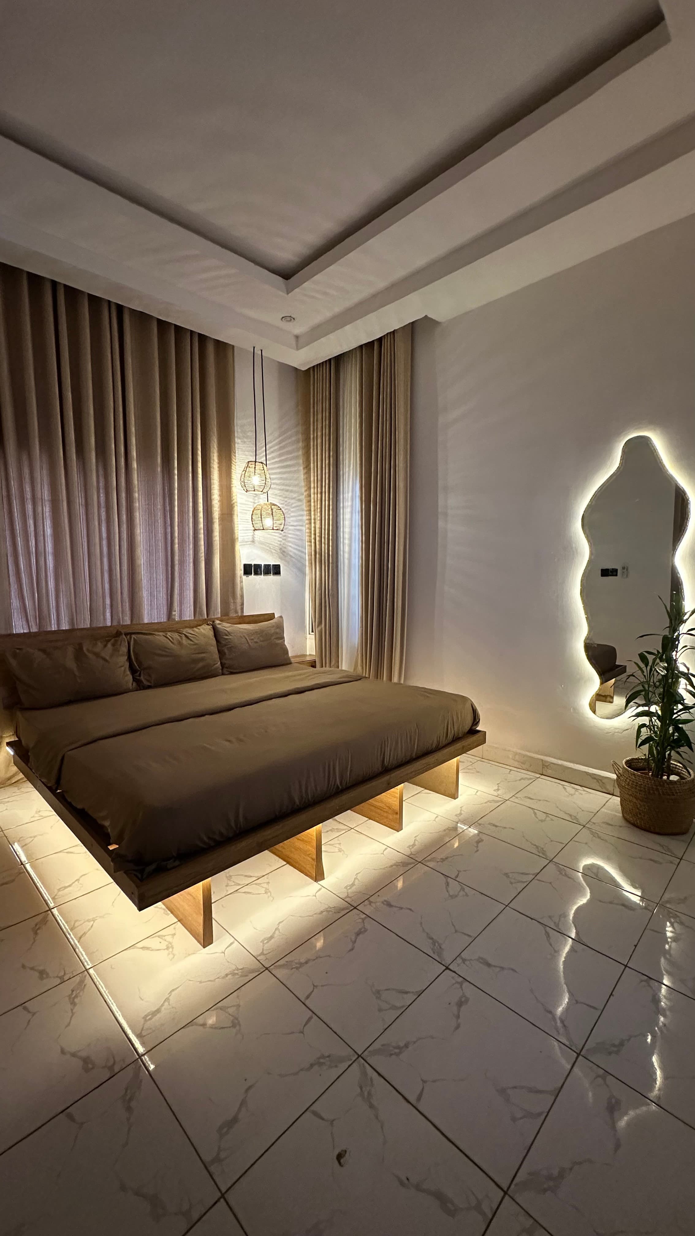 Daisy Katampe Studio Apartment - Image 3