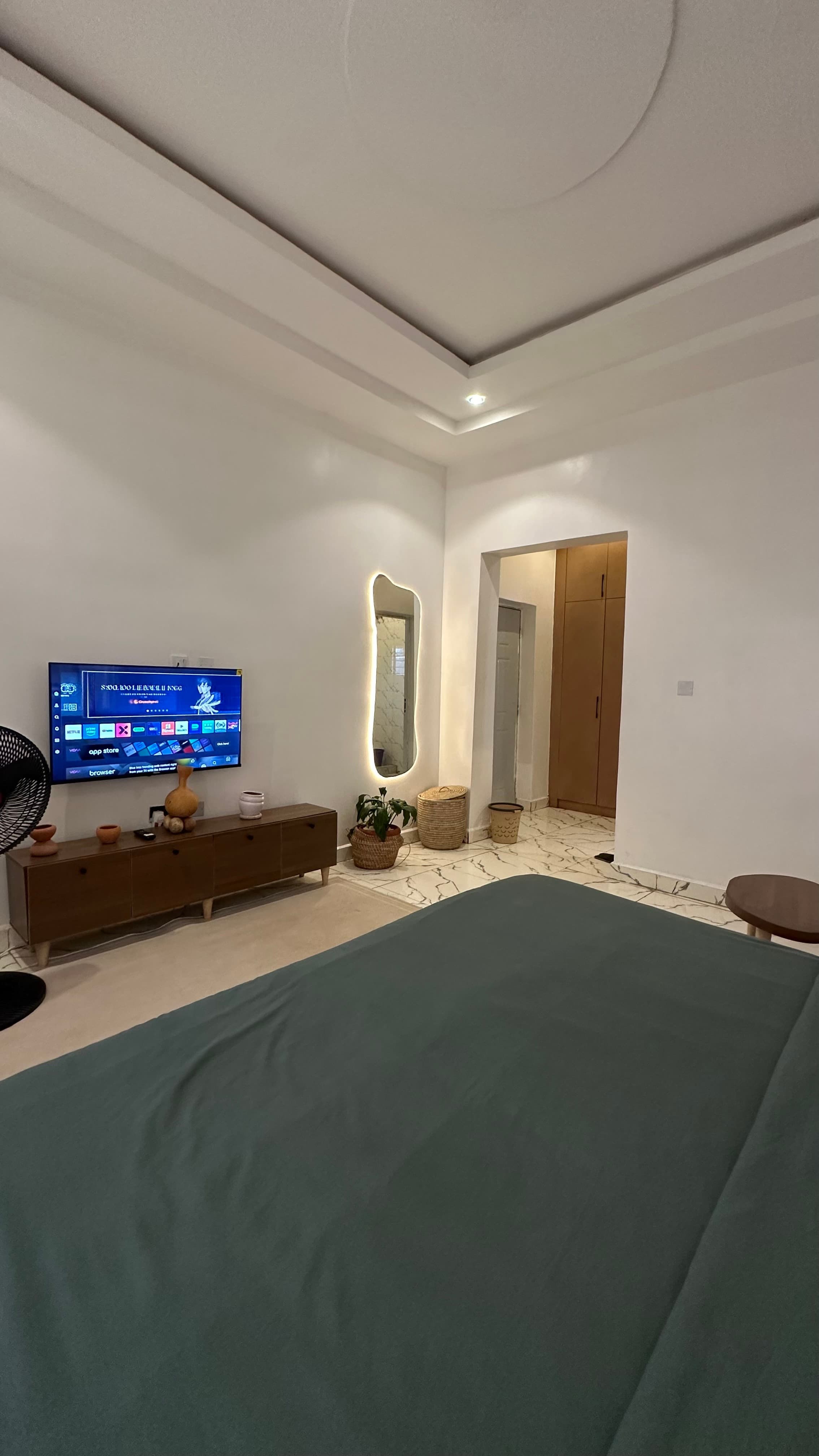 Iris Katampe Studio Apartment