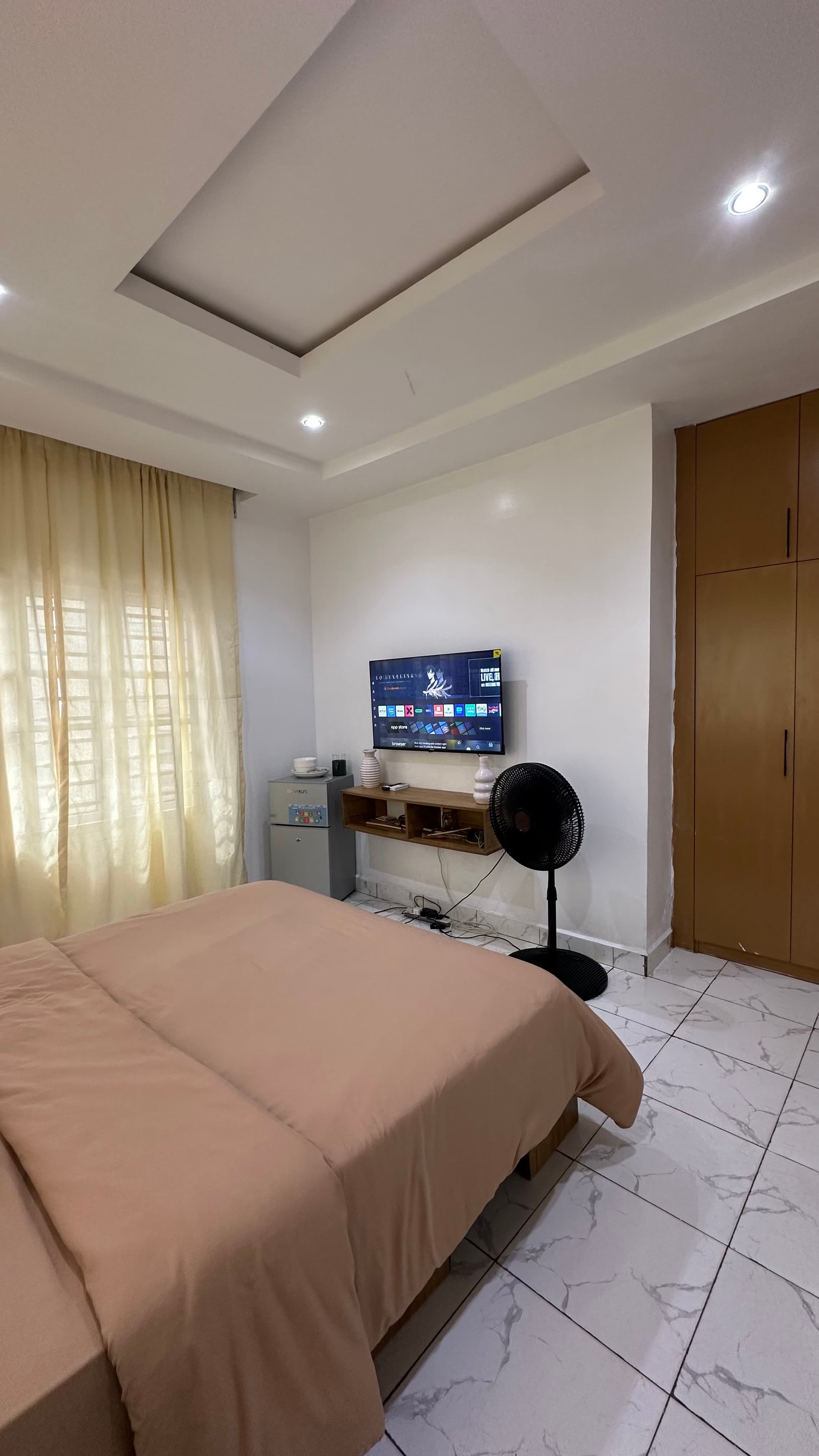 Jasmine Katampe Studio Apartment - Image 2