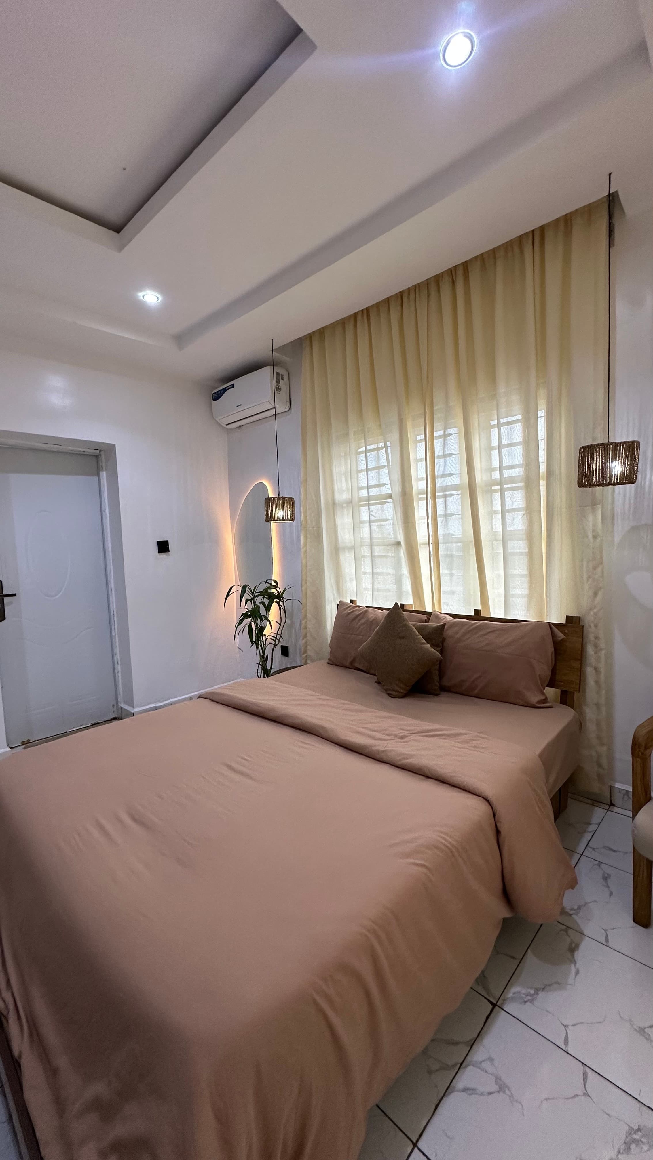 Jasmine Katampe Studio Apartment - Image 5