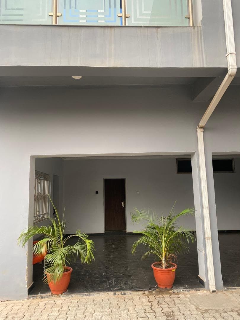 One Bedroom Apartment in Asokoro - Image 5