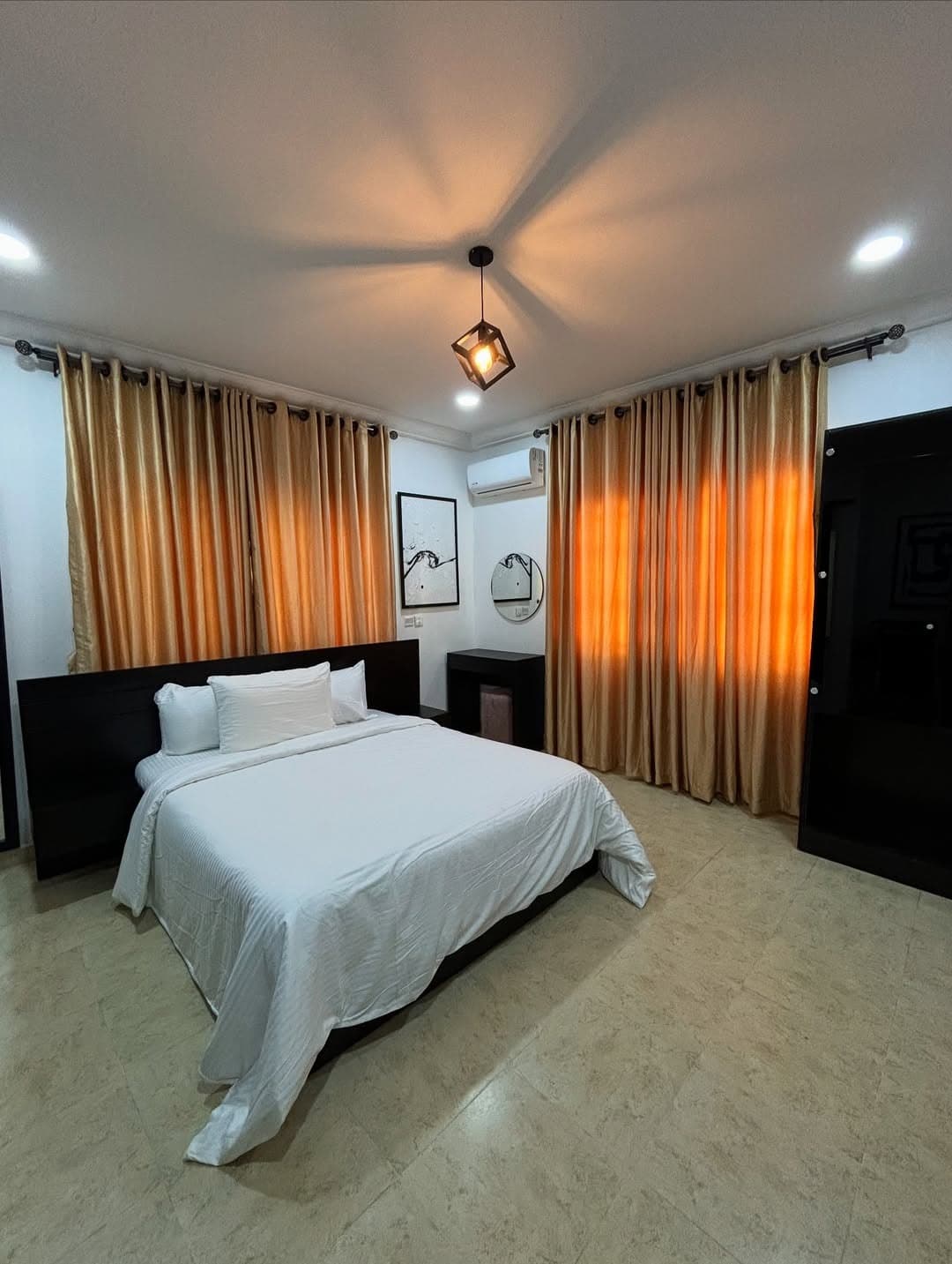 Gobi Studio Apartment - Image 5