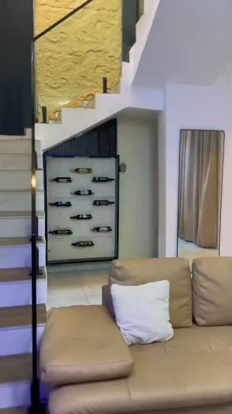 Luxury 2-Bedroom Duplex in Asaba - Image 5