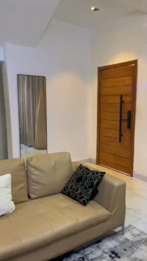 Luxury 2-Bedroom Duplex in Asaba - Image 4