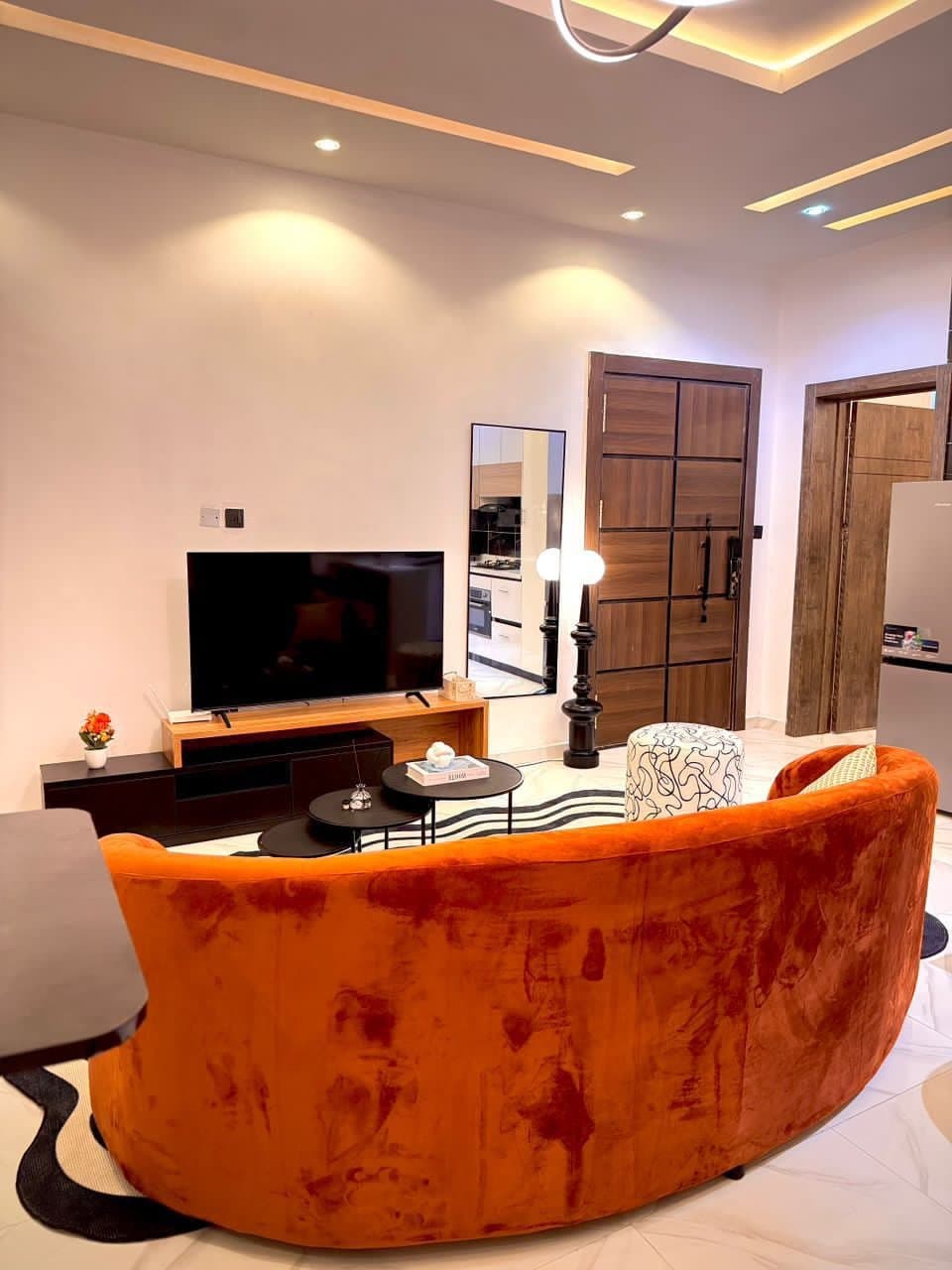 Cozy 2 Bedroom Apartment