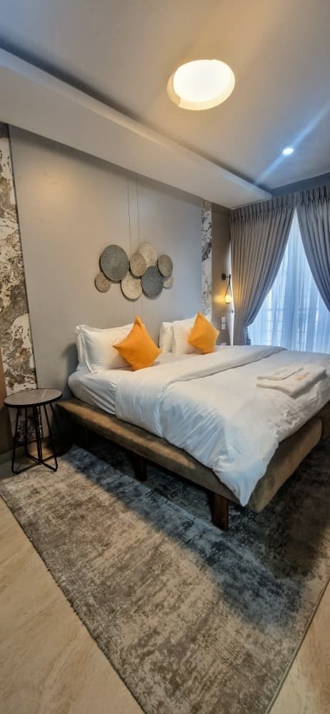 Sapphire Flat 4 Refined 3-Bedroom Apartment in Lekki Phase 1 - Image 4