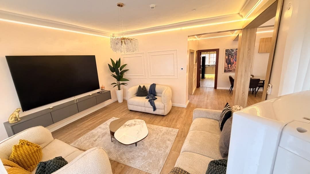 2 Bedrooms Tastefully Furnished in Ikoyi - Image 5