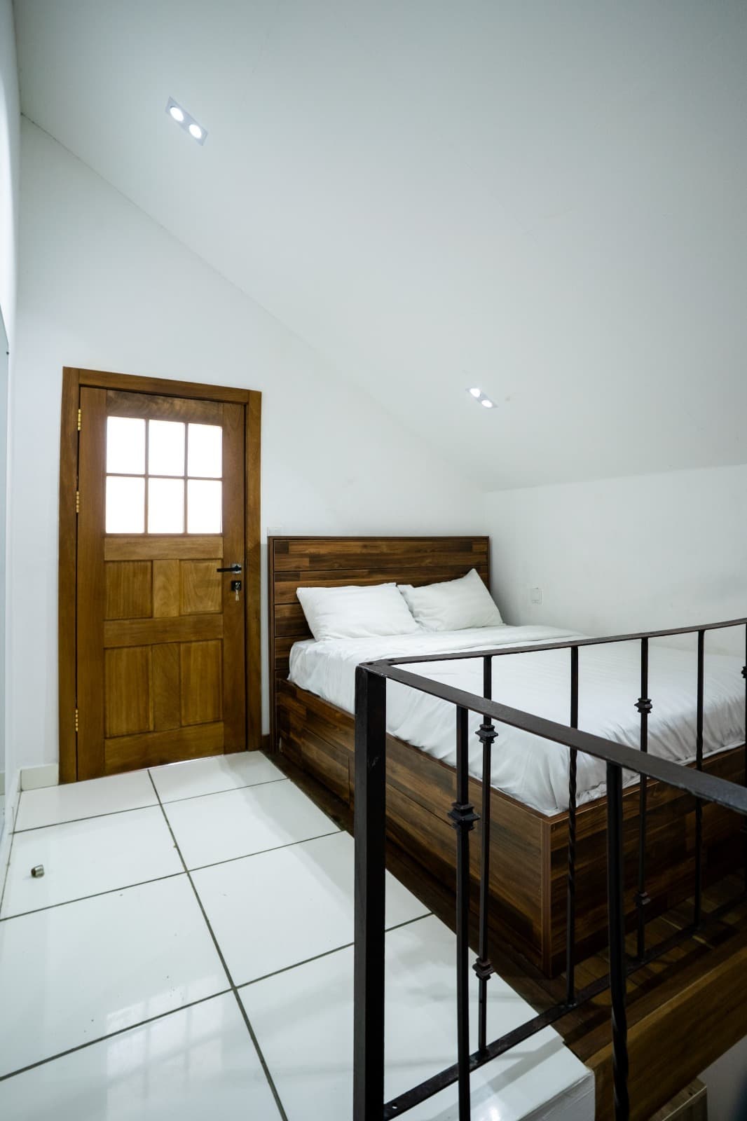 1 Bedroom Loft at Lobster Beach Resort - Image 3