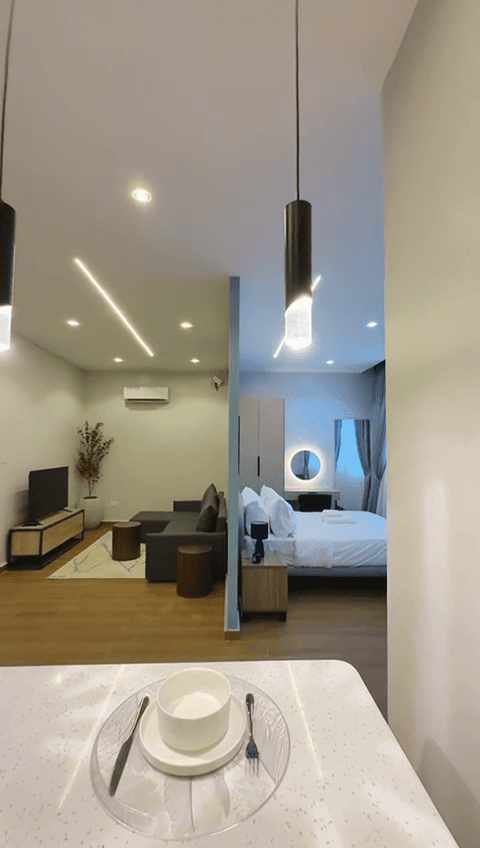 Sea Glass Suite - 1-Bedroom Apartment - Image 2