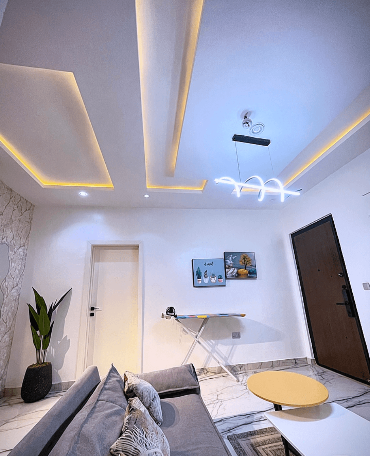 Diamond Royal Refined 2-Bedroom Apartment in GRA Ikeja - Image 4