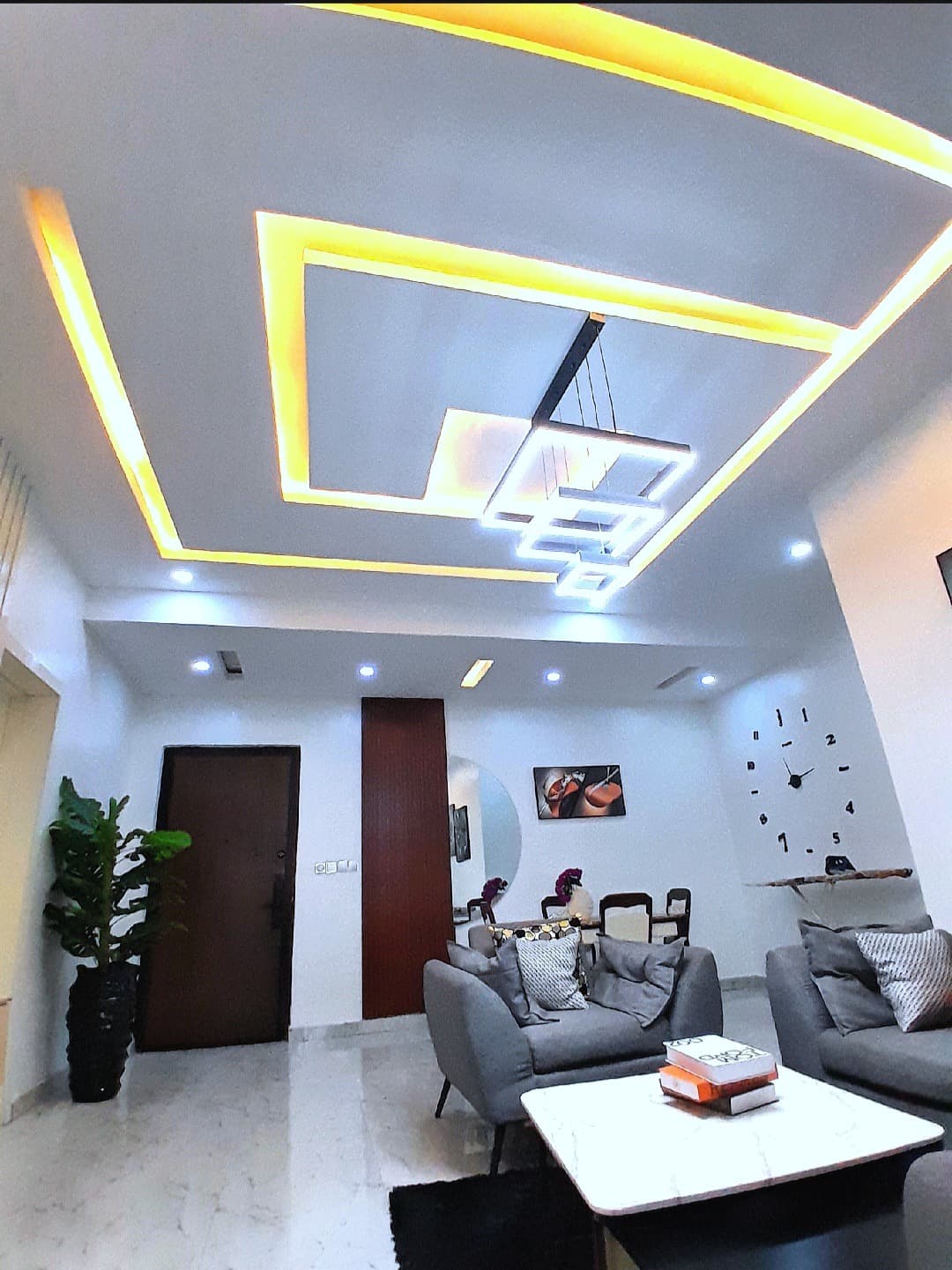 Jade Royal Elegant 2-Bedroom Apartment in GRA Ikeja - Image 4