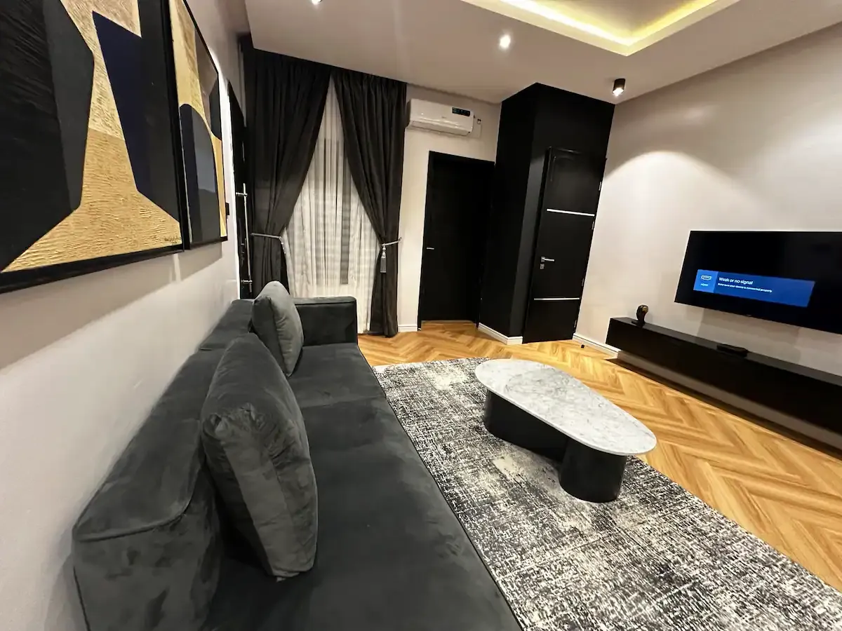 Grey Elegance 1-Bedroom Apartment in Lekki - Image 2