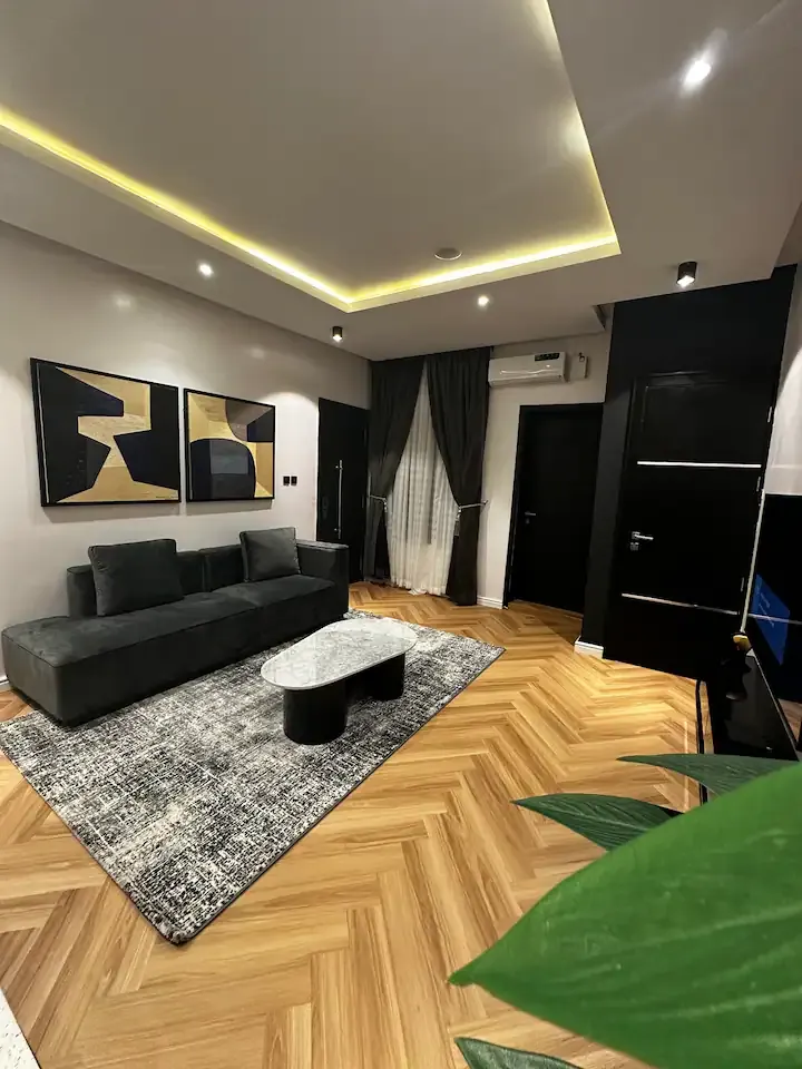 Grey Elegance 1-Bedroom Apartment in Lekki - Image 5