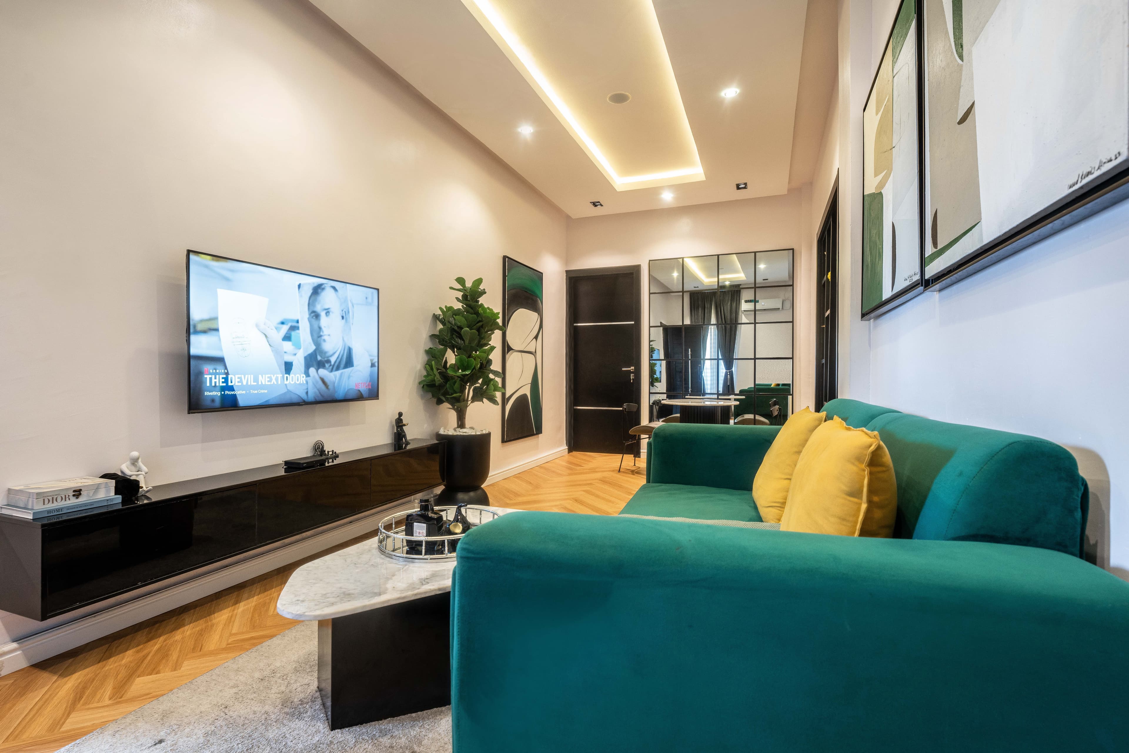 Emerald 2-Bedroom Apartment
