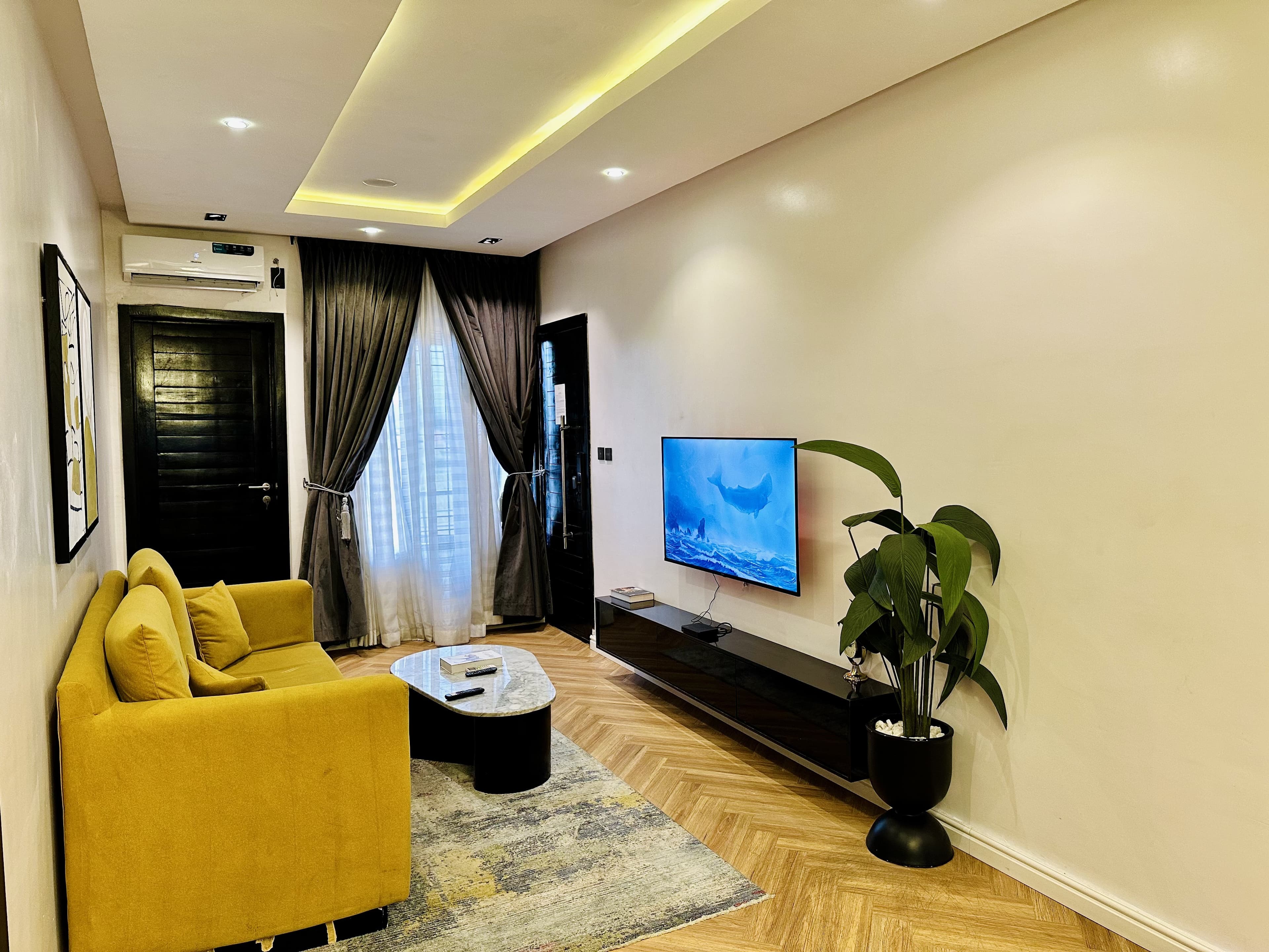 Custard 2-Bedroom Apartment - Image 3