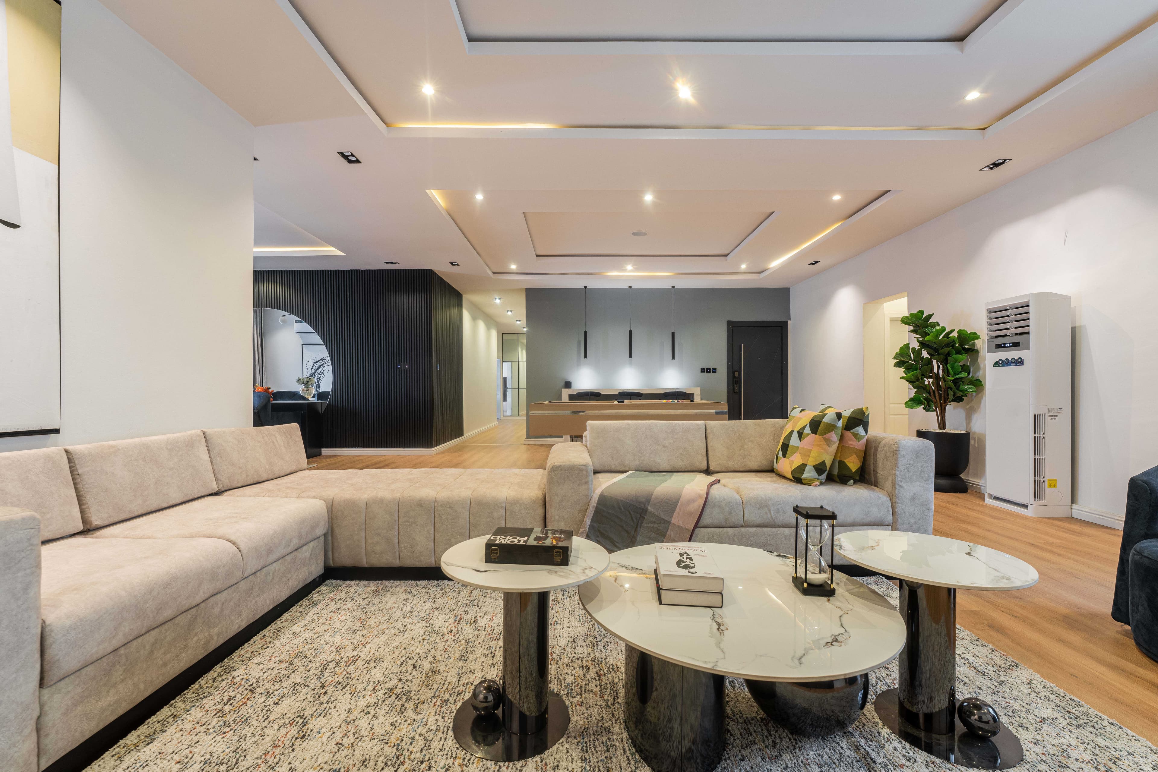 Unit 7-3 Bedroom Penthouse - Image 2
