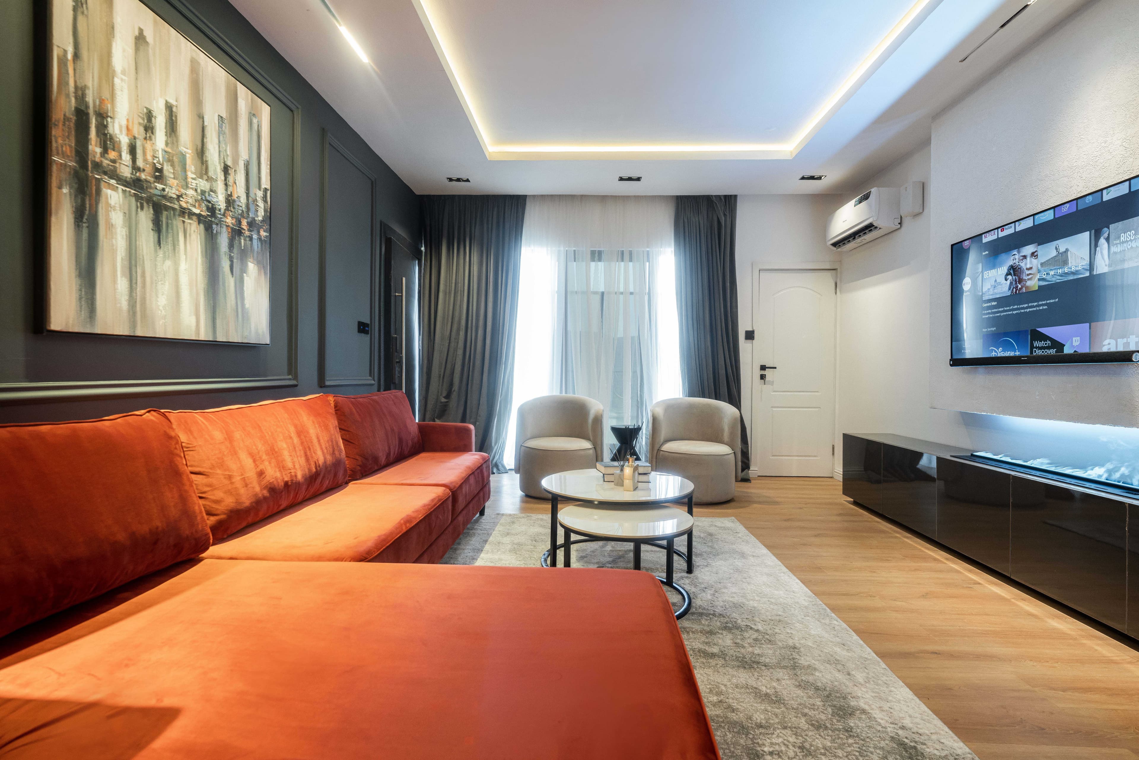 Unit 5 Relaxing 2-Bedroom Retreat - Image 2