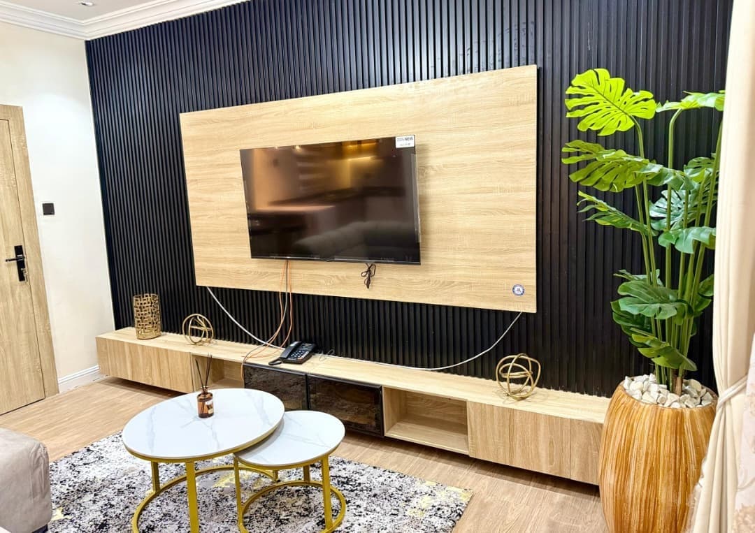 Sandton Court | Luxe 1-Bedroom Escape - Image 2