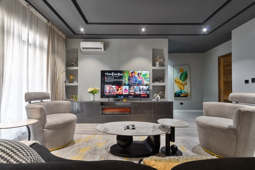 The Amara Residence - Beautifully Styled, Effortlessly Comfortable - Image 3