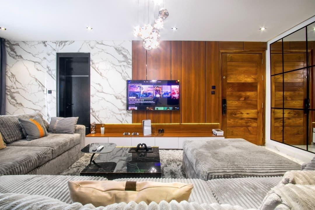 The Elowen - Two-Bedroom Comfort, Beautifully Done - Image 4