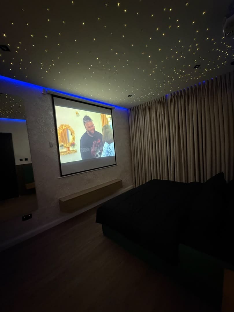 The Lumi - Your Private Cinema Escape - Image 4