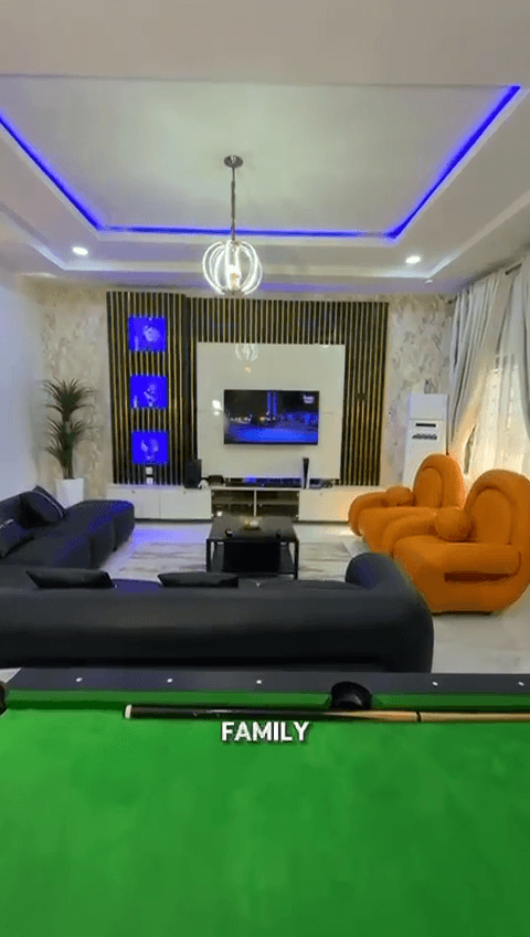 Zizi Luxury Apartment | Grand 4-Bedroom Duplex
