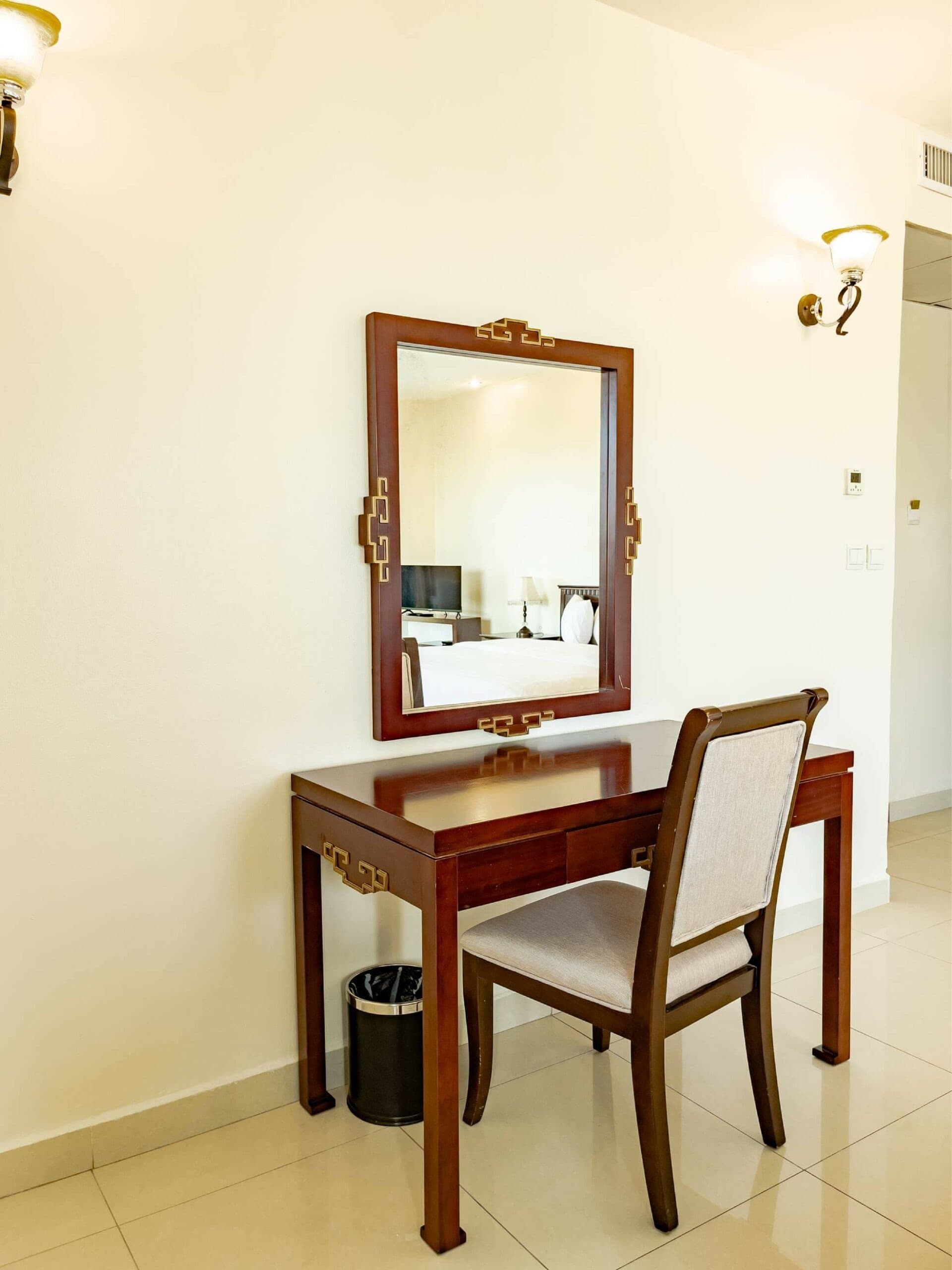 Sapphire Suites - Image 5