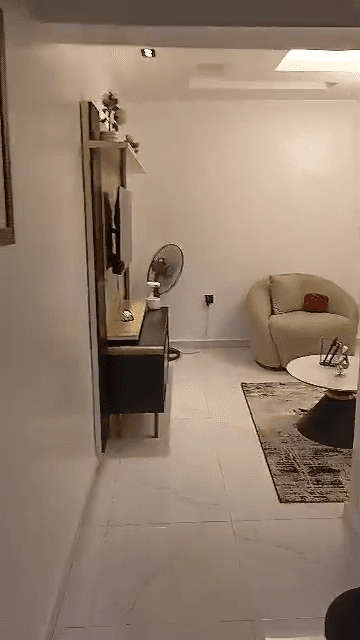 Spacious 1-Bedroom Apartment in Ibadan - Image 3