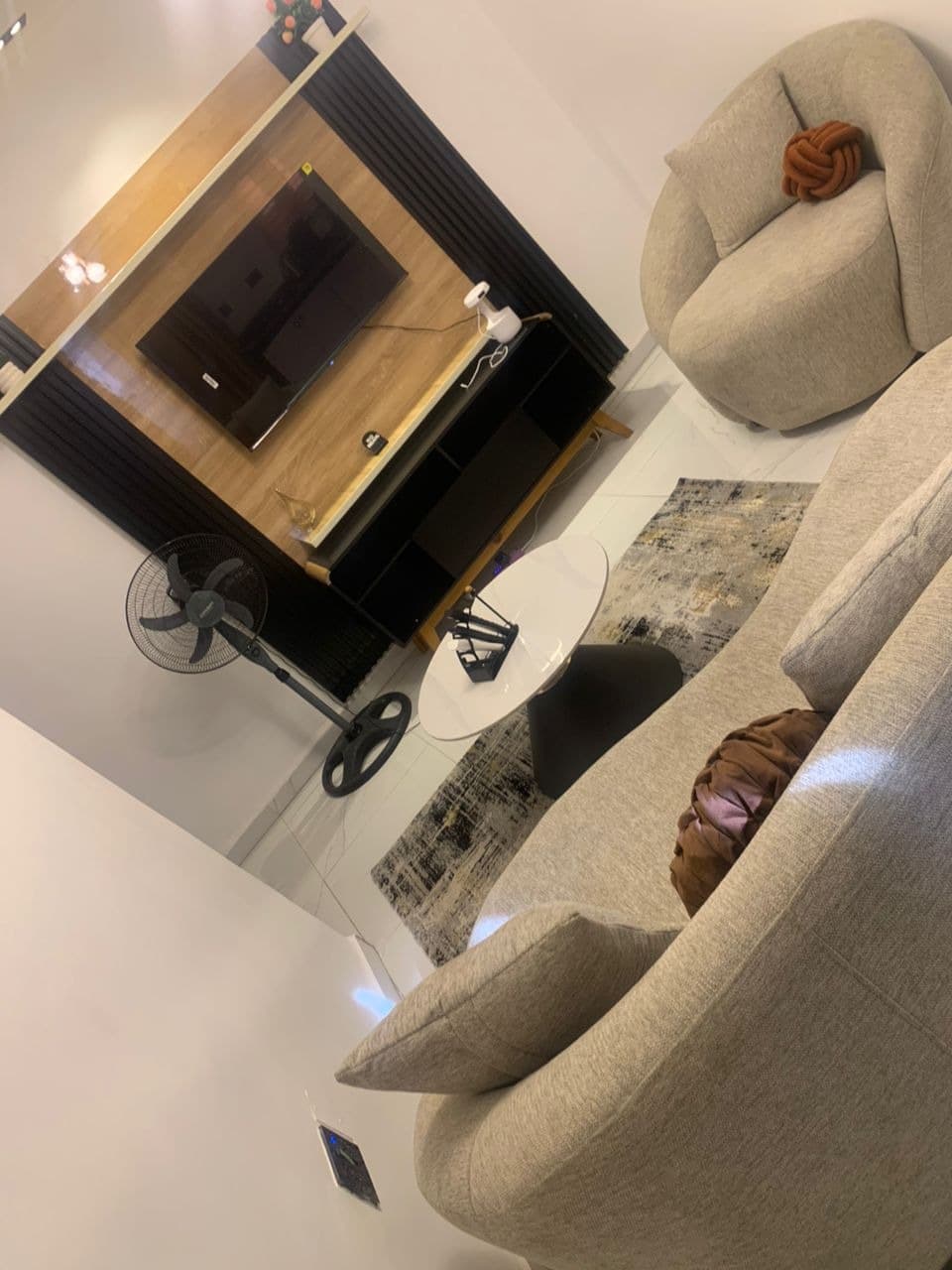 Spacious 1-Bedroom Apartment in Ibadan - Image 4