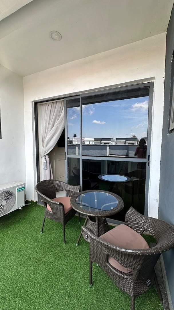 Delano - Luxury 3-Bedroom City Apartment - Image 5