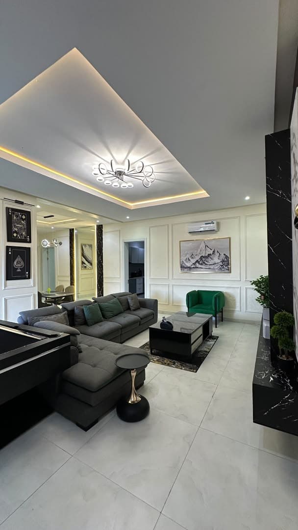 Delano - Luxury 3-Bedroom City Apartment