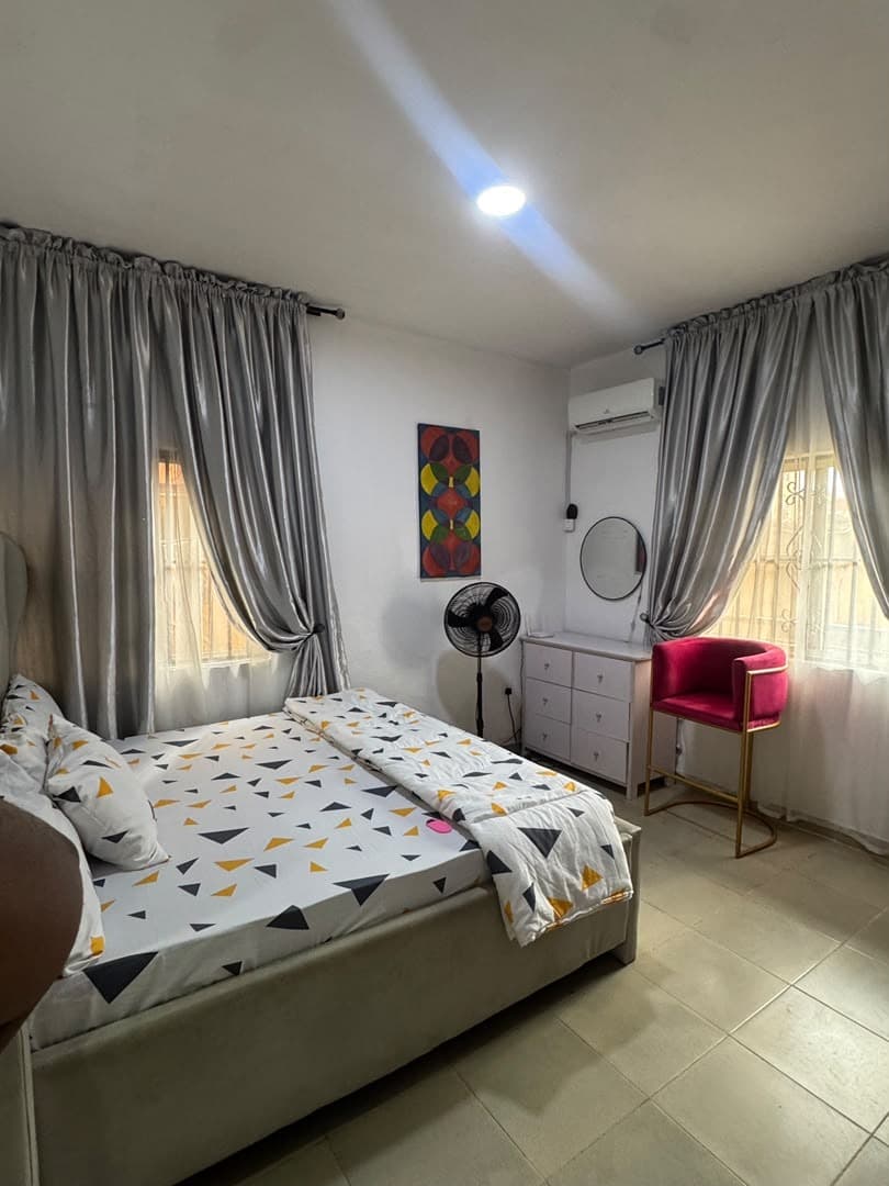 Elegant 1-Bedroom Getaway in Sangotedo - Unit 1 - Image 4