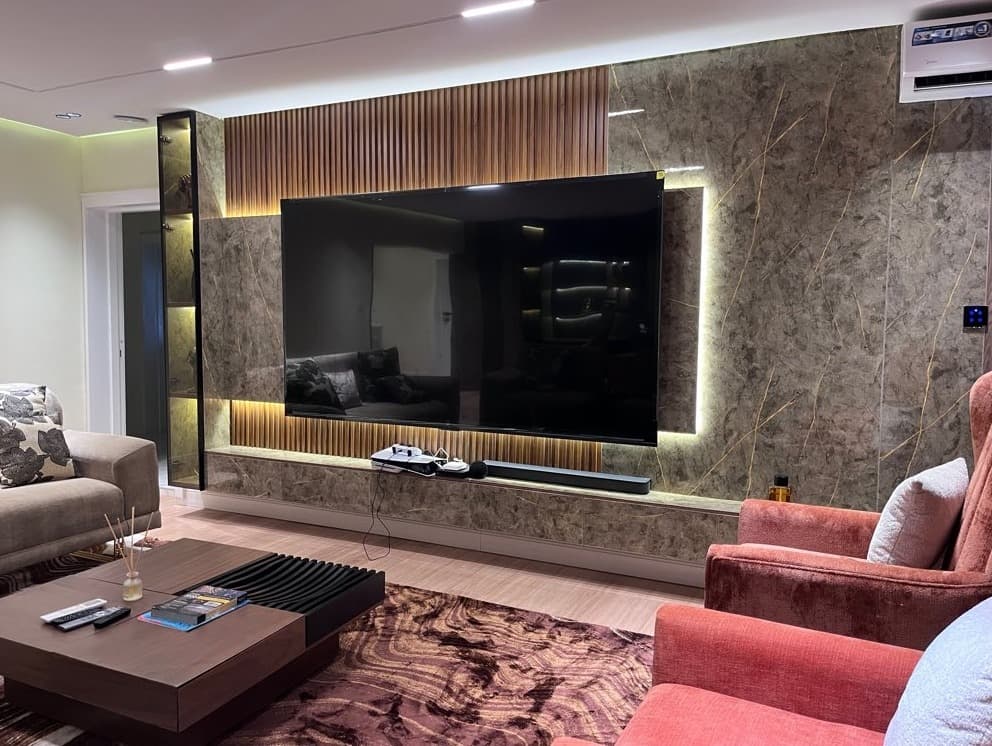 Gold-Vixen Charm & Comfort Luxury 3-Bedroom Boutique Apartment in Oniru, Victoria Island - Image 2