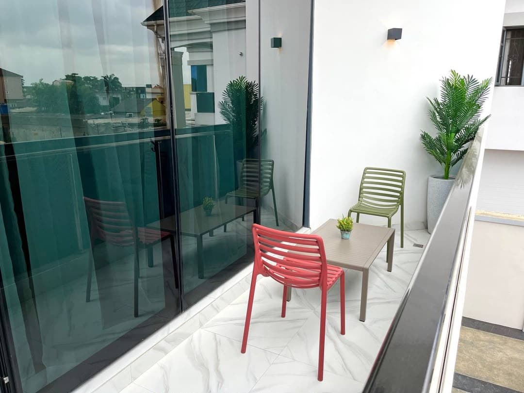 Bravo Luxury 2-Bedroom Apartment in Ikeja - Image 5