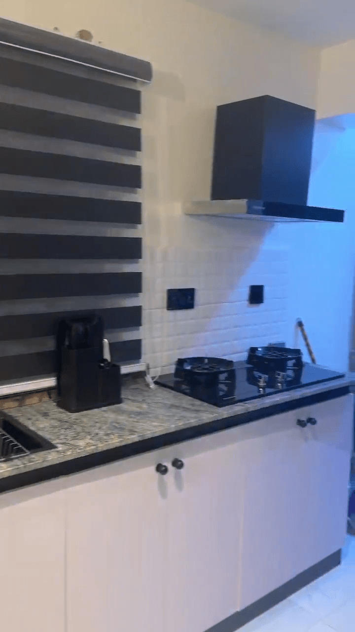 Cozy Studio Apartment in Ibadan | Modern Comfort & Relaxation - Image 2