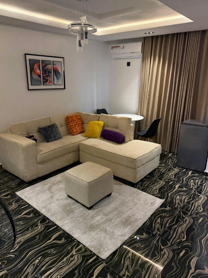 Modern 1-Bedroom Apartment in Ibadan | Stylish & Comfortable Stay - Image 2