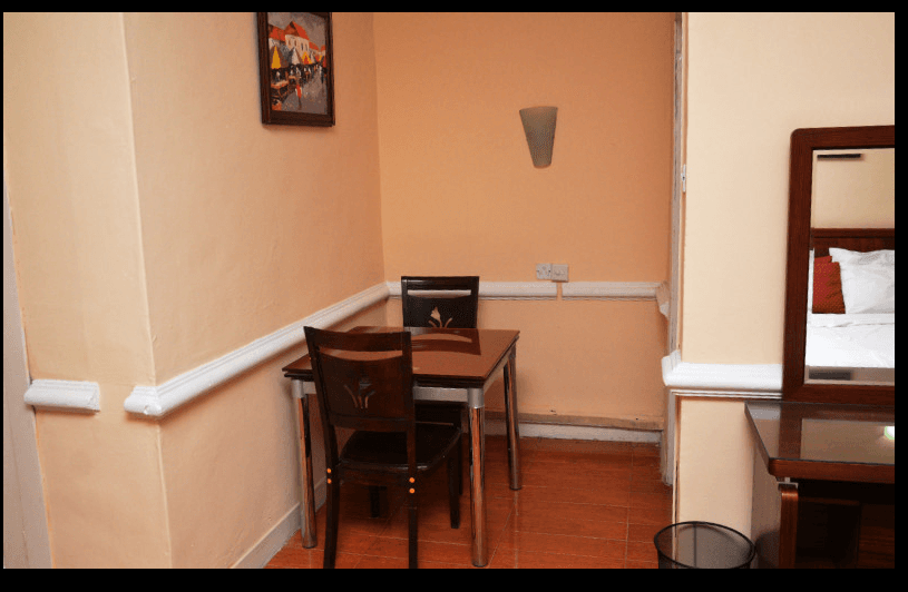 The Classic | 1-Bedroom Apartment in the Heart of Maryland - Image 2