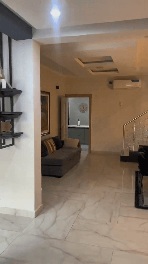 Maison Glitz Residence Luxury 3-Bedroom Apartment in Victoria Island - Image 4