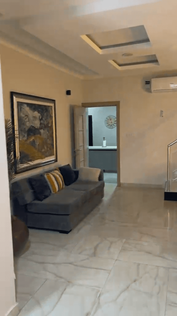 Maison Glitz Residence Luxury 3-Bedroom Apartment in Victoria Island - Image 5